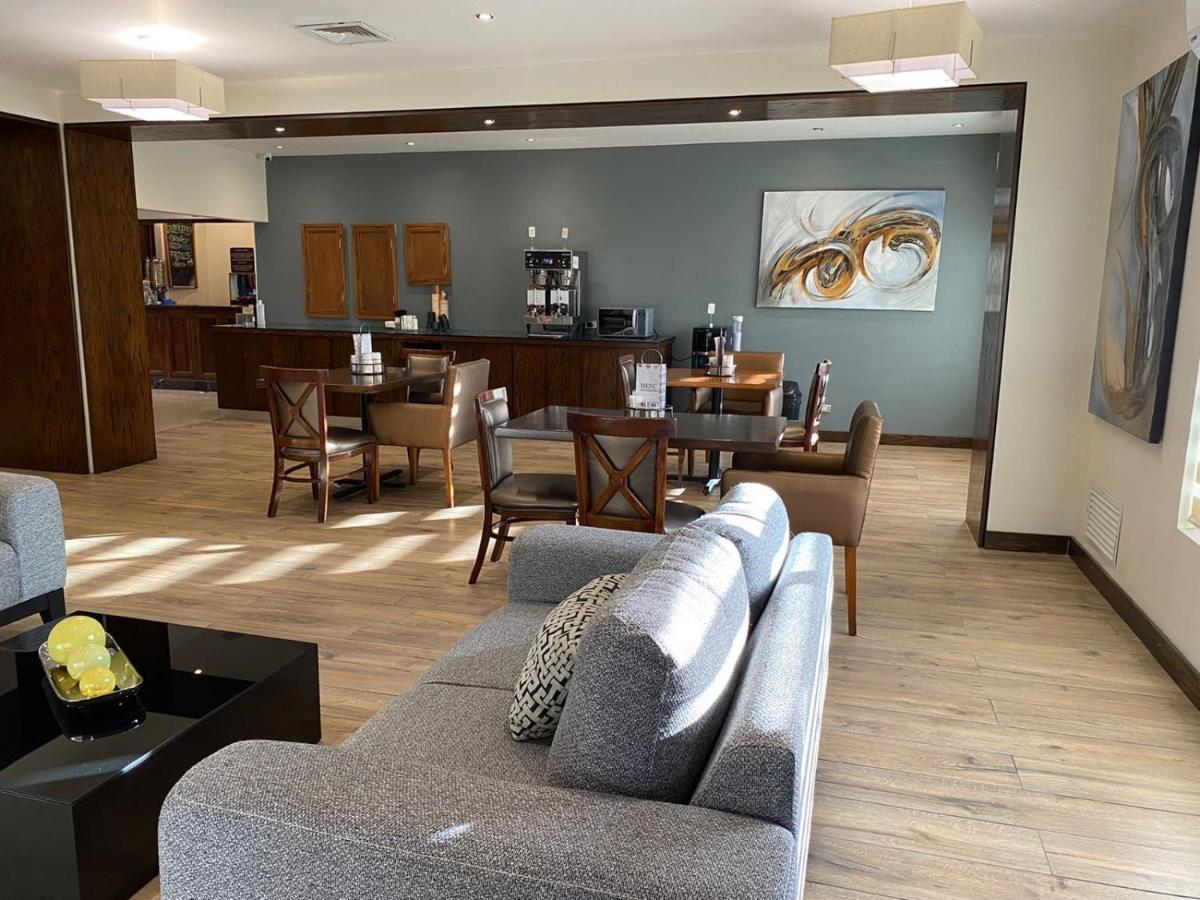 Best Western Plus Chihuahua Aeropuerto Экстерьер фото