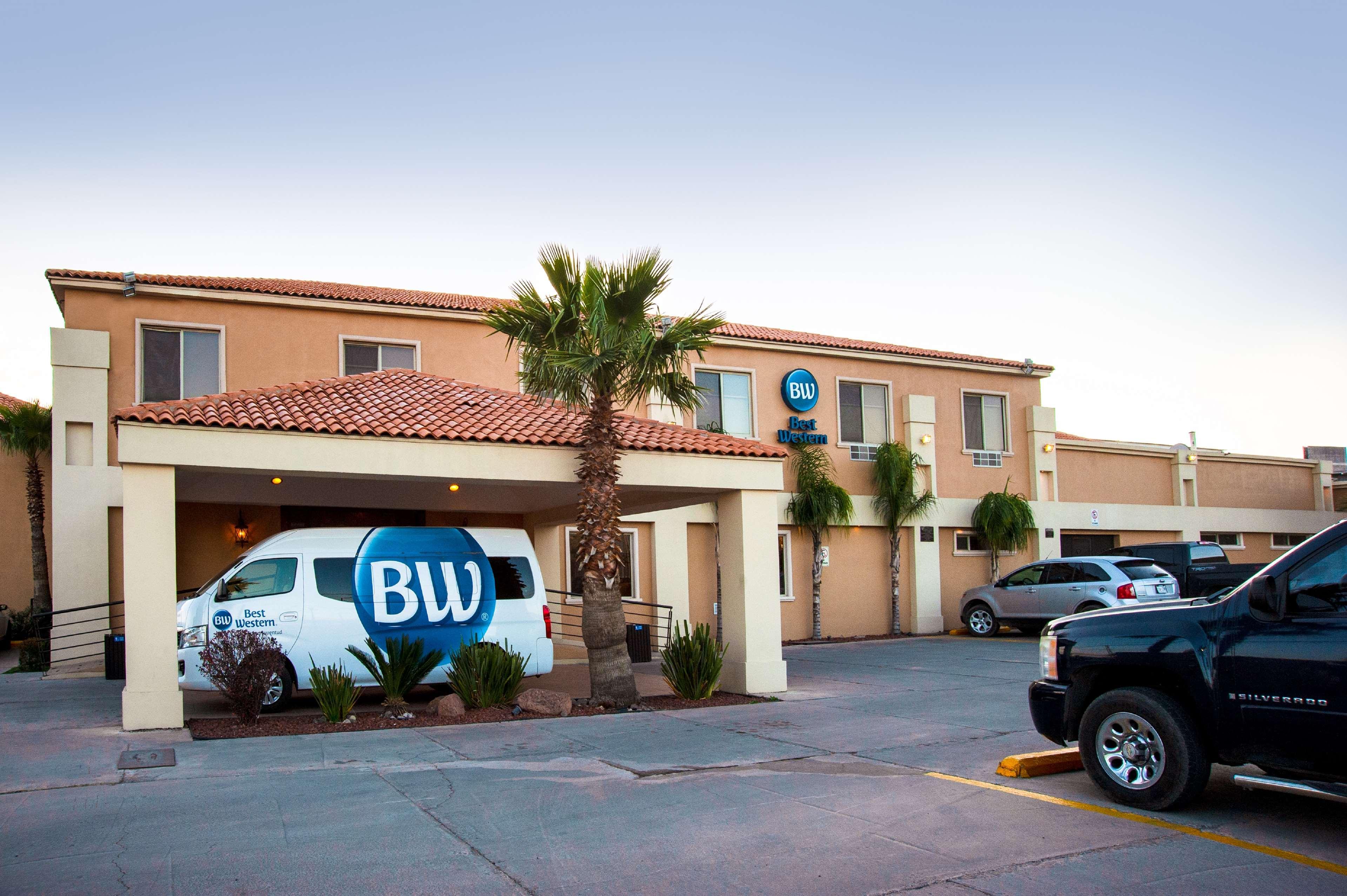 Best Western Plus Chihuahua Aeropuerto Экстерьер фото