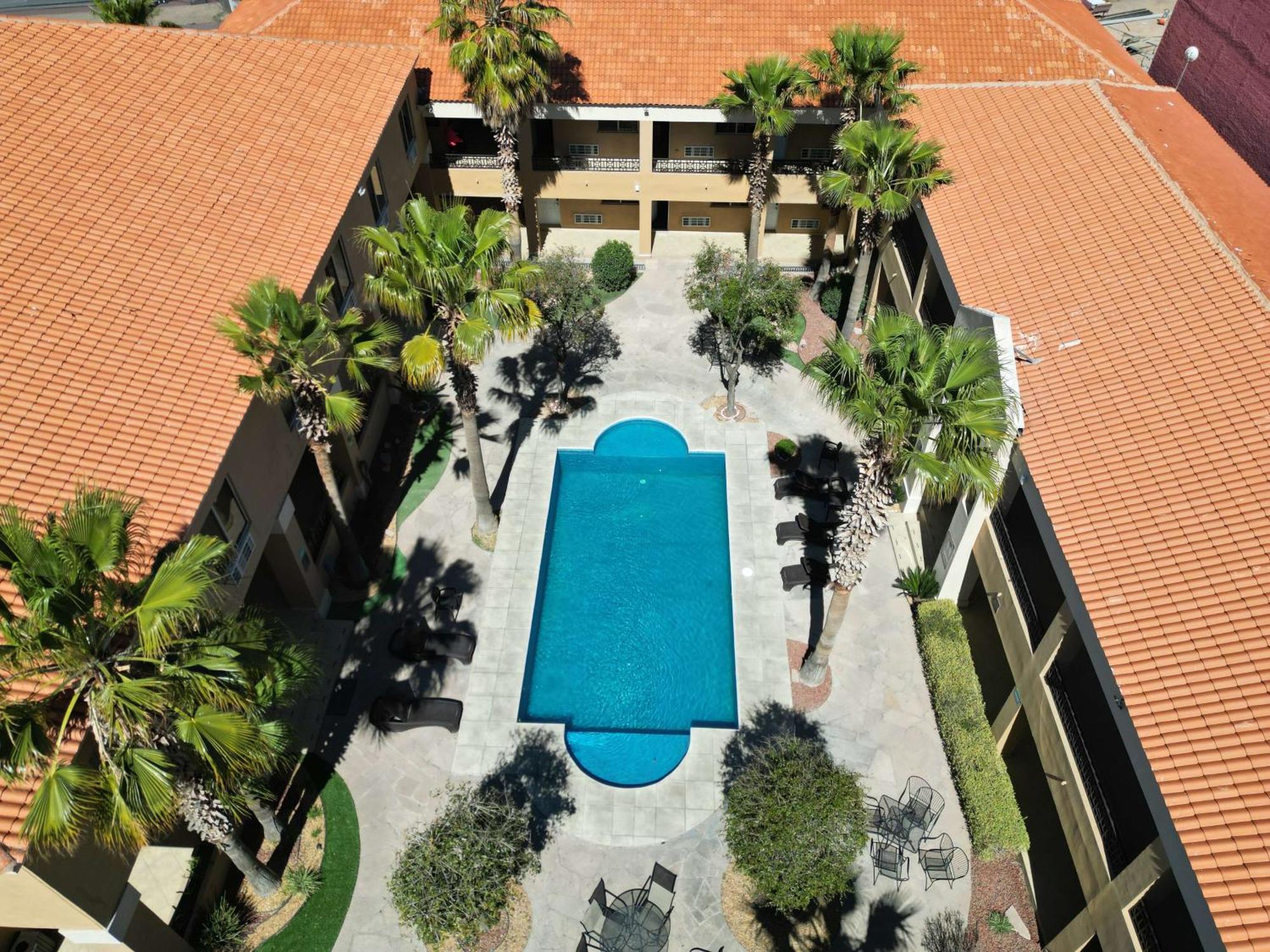 Best Western Plus Chihuahua Aeropuerto Экстерьер фото